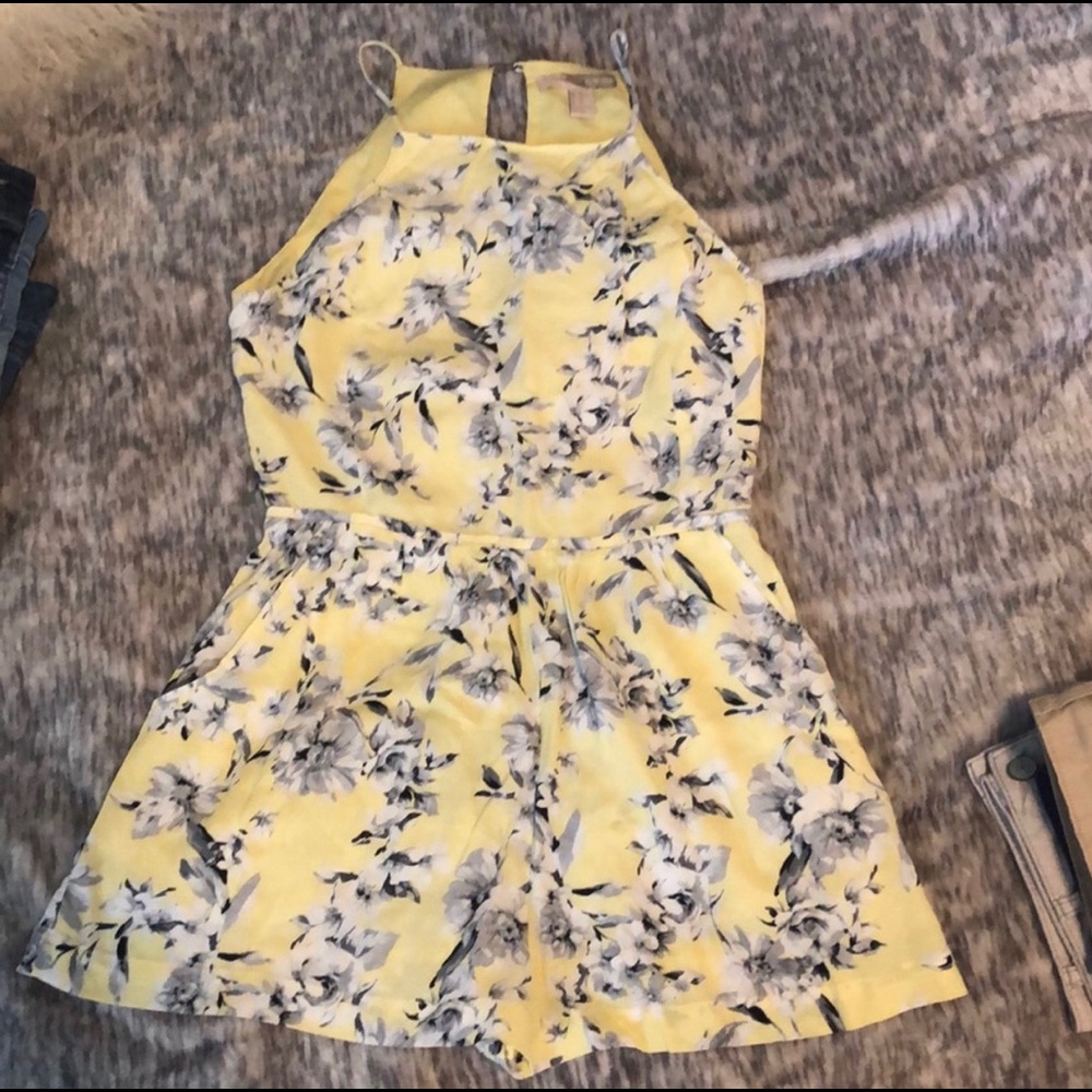 Forever 21 | Yellow Floral Romper